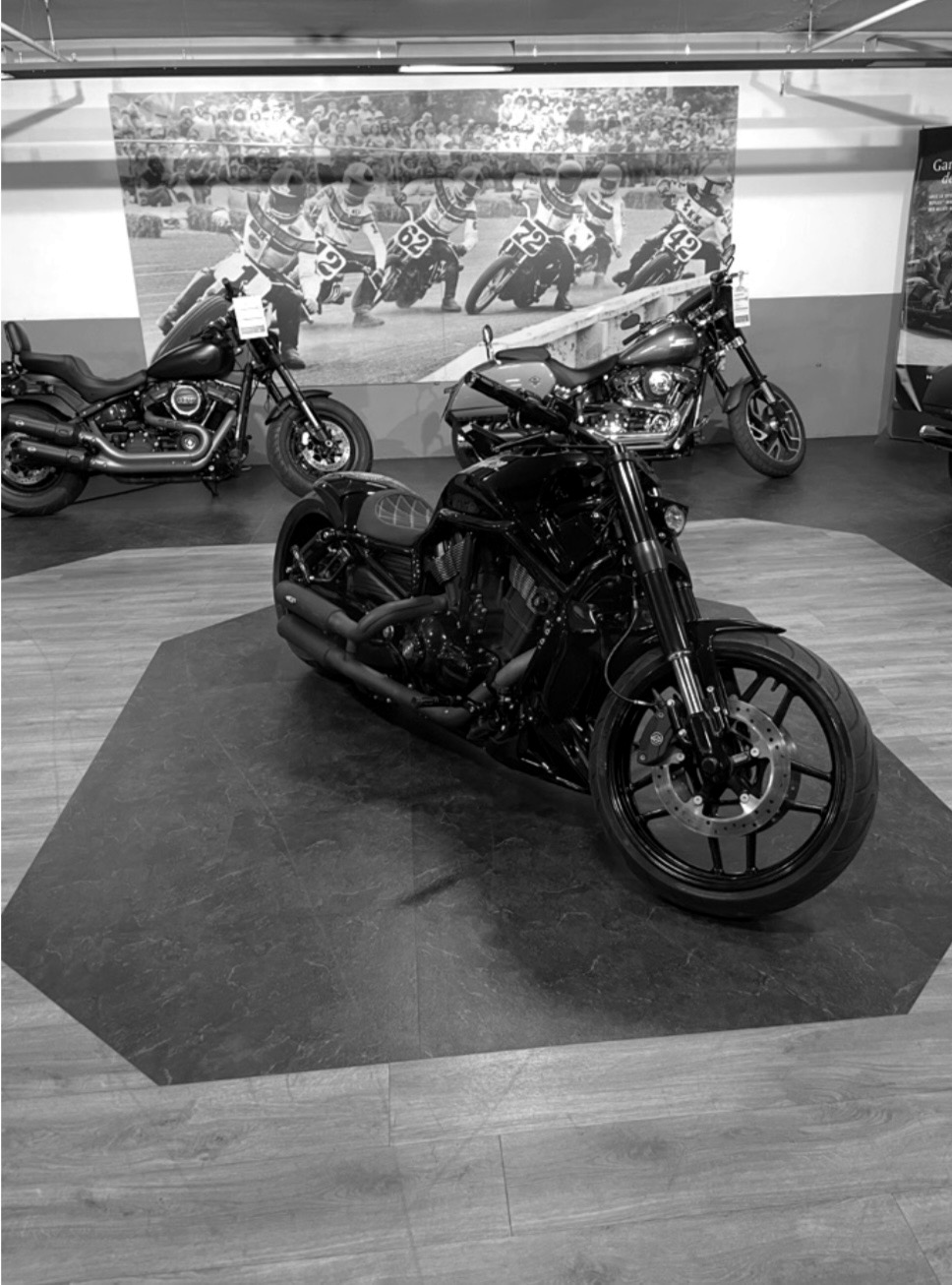 Night Rod — Vue showroom